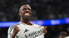 Vinicius Junior Tersenyum Lagi, Tapi Masa Depannya Tak Pasti