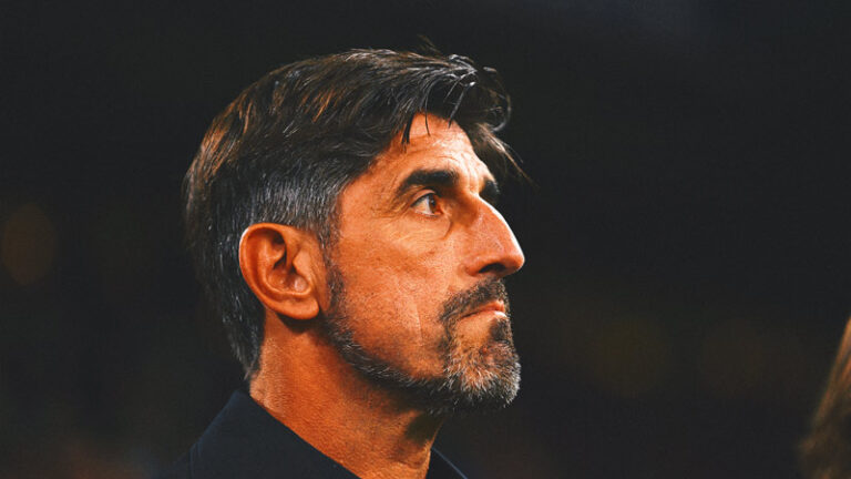 Real Oviedo Resmi Pecat Pelatih Veljko Paunovic