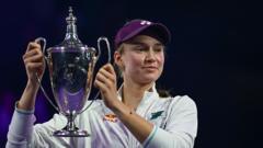 Elena Rybakina Menolak Foto dengan CEO WTA Portia Archer
